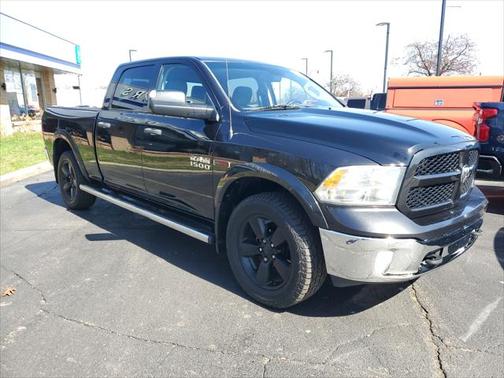 2016 RAM 1500 SLT