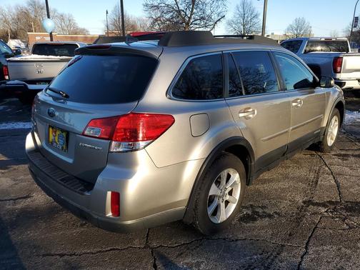 2014 Subaru Outback 2.5i Limited
