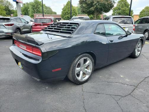 2014 Dodge Challenger SXT