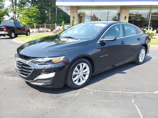 2022 Chevrolet Malibu FWD LT