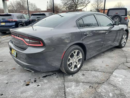 2017 Dodge Charger SE