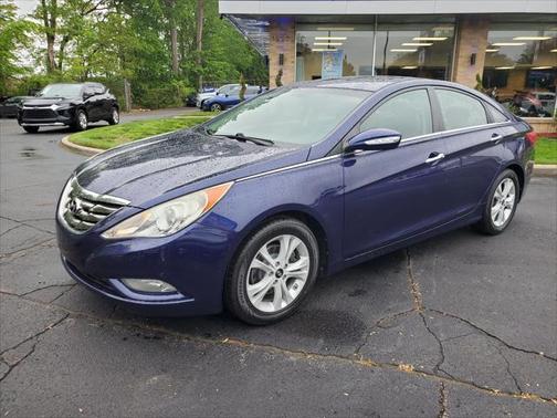 2011 Hyundai SONATA Limited