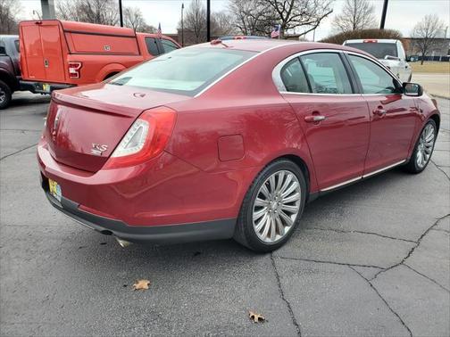 2013 Lincoln MKS Base