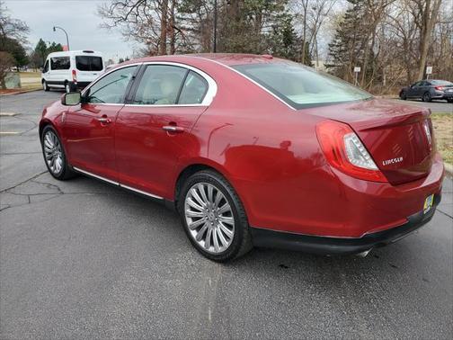 2013 Lincoln MKS Base