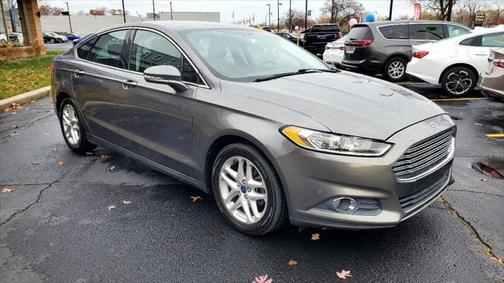 2013 Ford Fusion SE