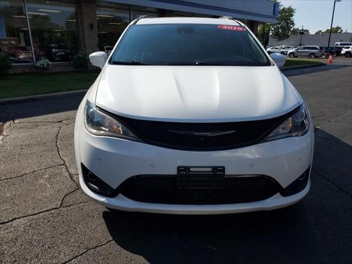 2018 Chrysler Pacifica Touring-L Plus