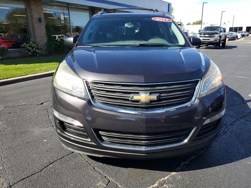 2017 Chevrolet Traverse LS