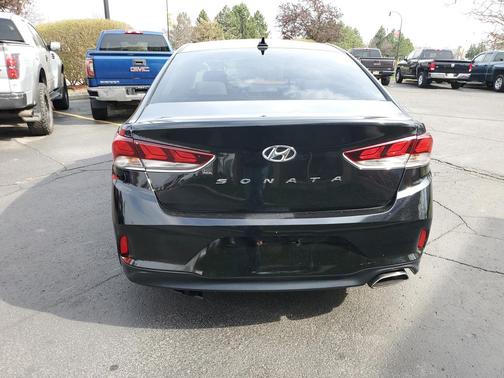 2018 Hyundai SONATA SEL