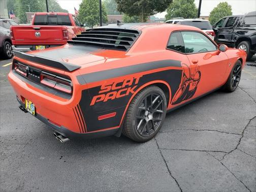 2016 Dodge Challenger R/T Scat Pack