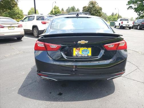 2021 Chevrolet Malibu FWD RS