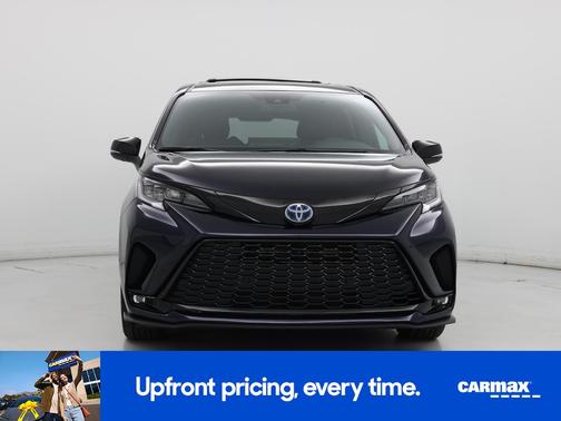 2025 Toyota Sienna XSE