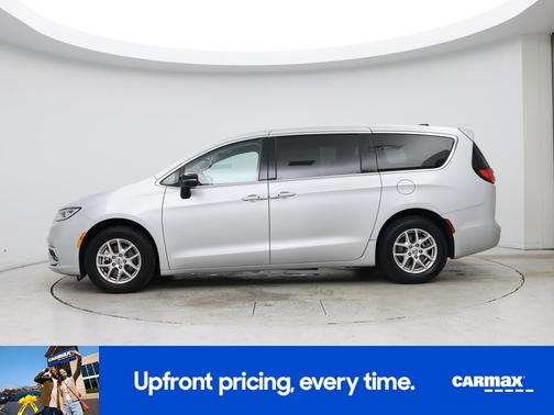 Silver 2024 Chrysler Pacifica Touring L