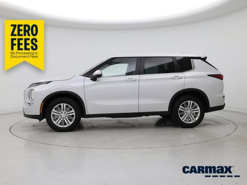Gray 2023 Mitsubishi Outlander ES