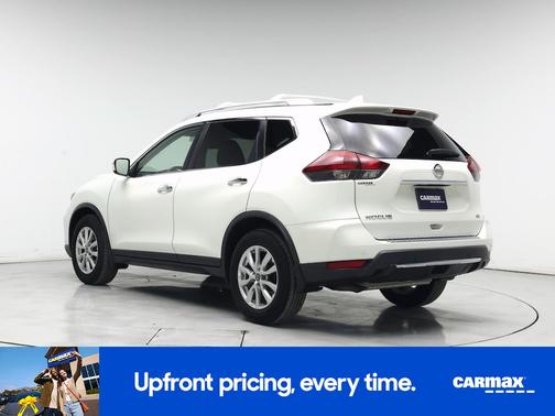 White 2020 Nissan Rogue SV