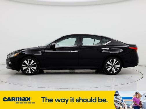 2022 Nissan Altima SV