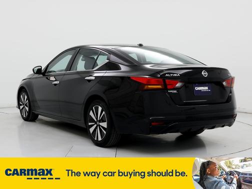 2022 Nissan Altima SV