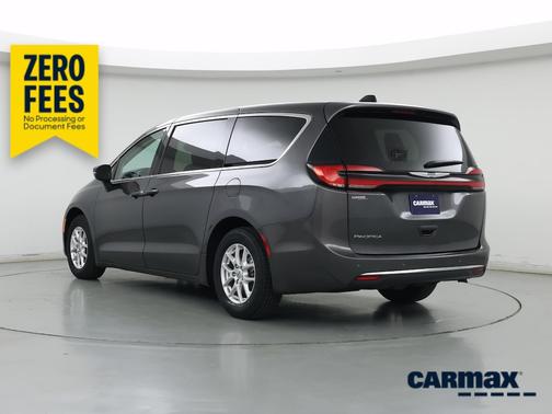 Gray 2023 Chrysler Pacifica Touring L