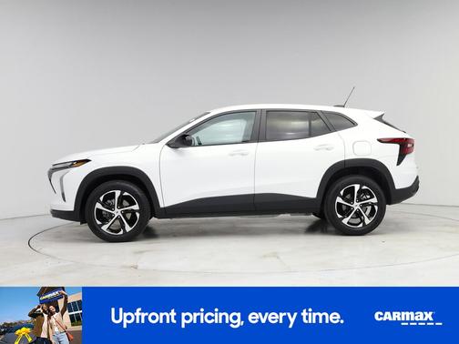 White 2025 Chevrolet Trax 1RS