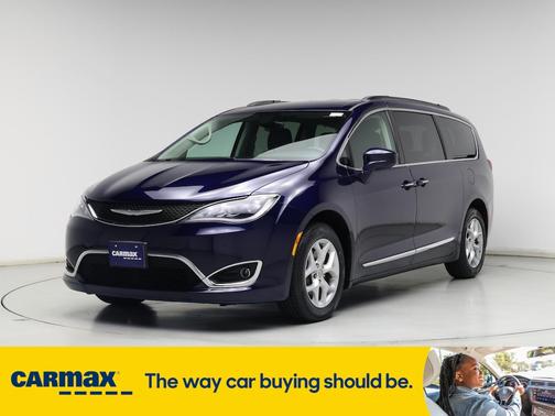 2017 Chrysler Pacifica Touring Plus