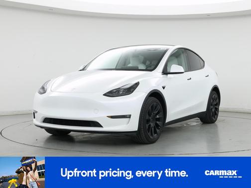 White 2024 Tesla Model Y Long Range