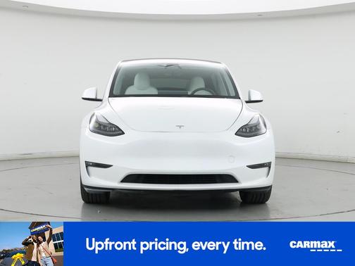 White 2024 Tesla Model Y Long Range