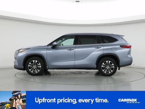 Silver 2020 Toyota Highlander XLE