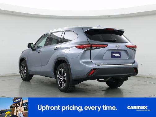 Silver 2020 Toyota Highlander XLE