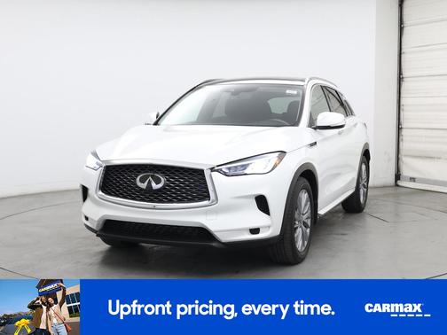 White 2023 INFINITI QX50 Luxe