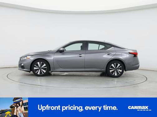 2022 Nissan Altima SV