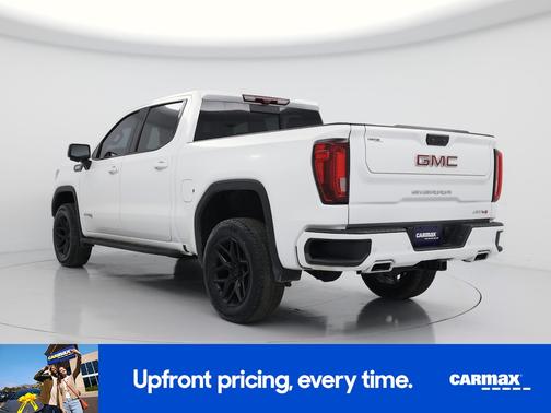 White 2023 GMC Sierra 1500 AT4