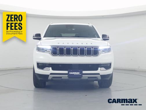 White 2023 Jeep Wagoneer Series III
