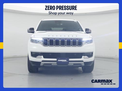 White 2023 Jeep Wagoneer Series III