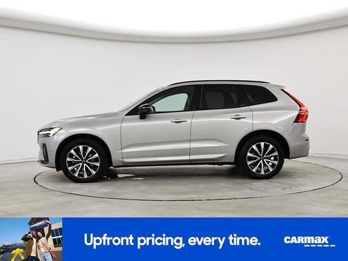 2024 Volvo XC60 B5 Plus Dark Theme