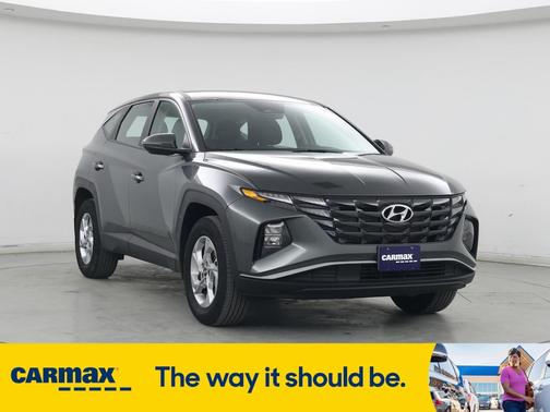 2022 Hyundai TUCSON SE