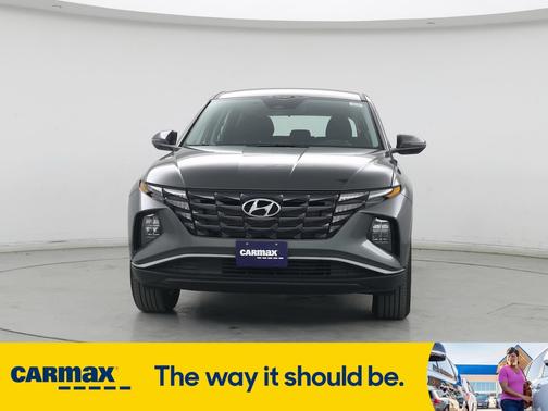 2022 Hyundai TUCSON SE