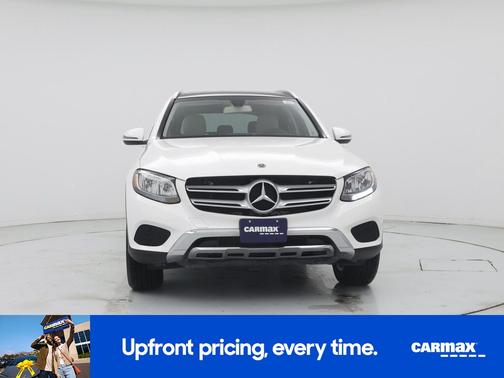 White 2018 Mercedes-Benz GLC 300