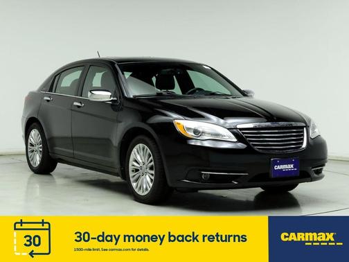 Photo 1 of 26 of 2011 Chrysler 200 Limited