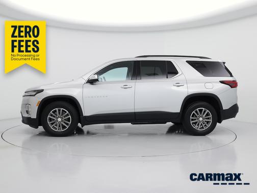 Silver 2022 Chevrolet Traverse LT Cloth