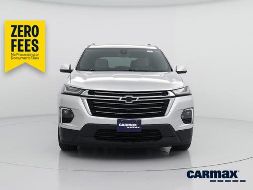 Silver 2022 Chevrolet Traverse LT Cloth
