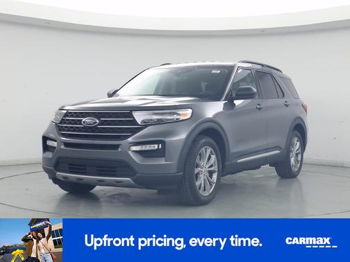 Gray 2022 Ford Explorer XLT