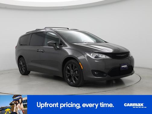 2018 Chrysler Pacifica Touring Plus