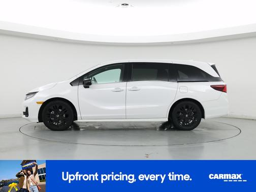 White 2025 Honda Odyssey Sport-L