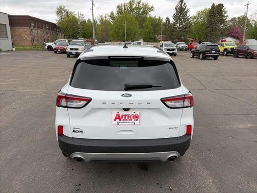Oxford White 2022 Ford Escape SEL