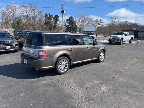 Stone Gray Metallic 2019 Ford Flex Limited