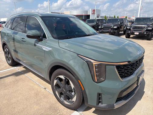 Cityscape Green 2025 Kia Sorento Hybrid EX
