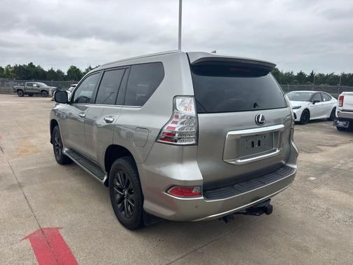 Atomic Silver 2023 Lexus GX 460 Premium