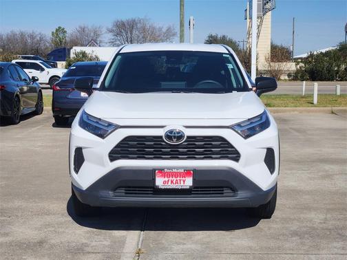 2024 Toyota RAV4 LE