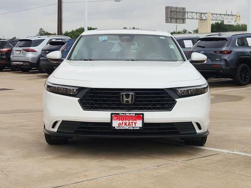 Platinum White Pearl 2024 Honda Accord EX