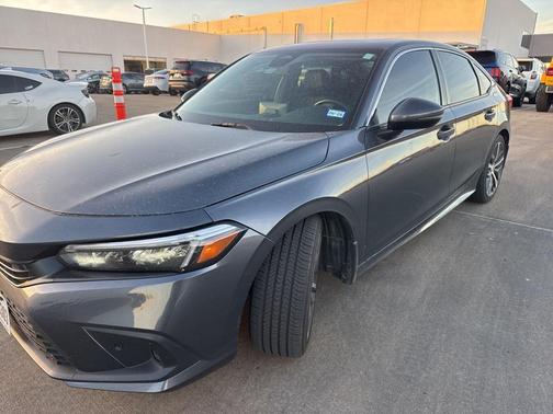 2022 Honda Civic Touring