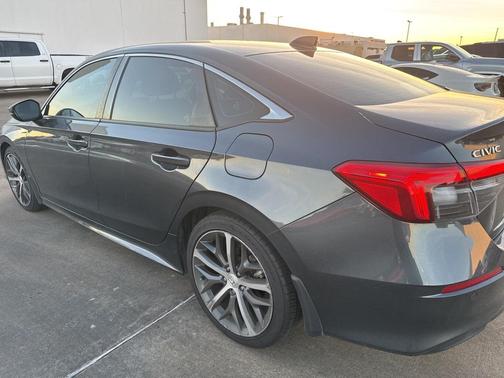 2022 Honda Civic Touring